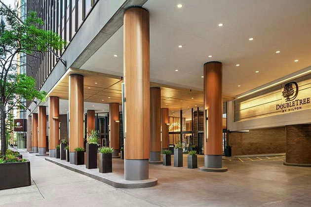 Doubletree by Hilton Chicago magnificent mile
